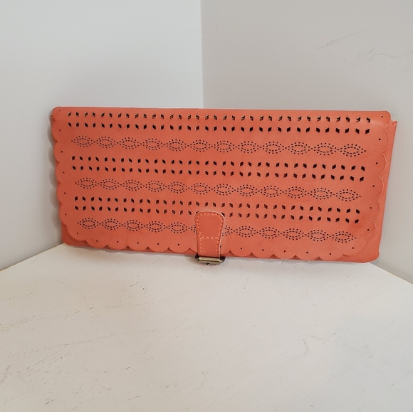 American Eagle Outfitters Handbags - American Eagle Salmon Colored Clutch